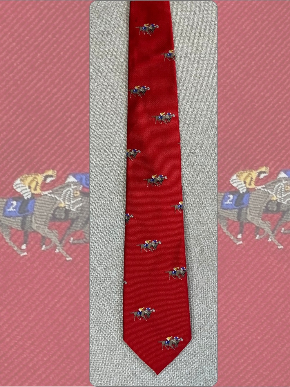 Jos A Bank Executive Collection Horse Racing Silk Tie